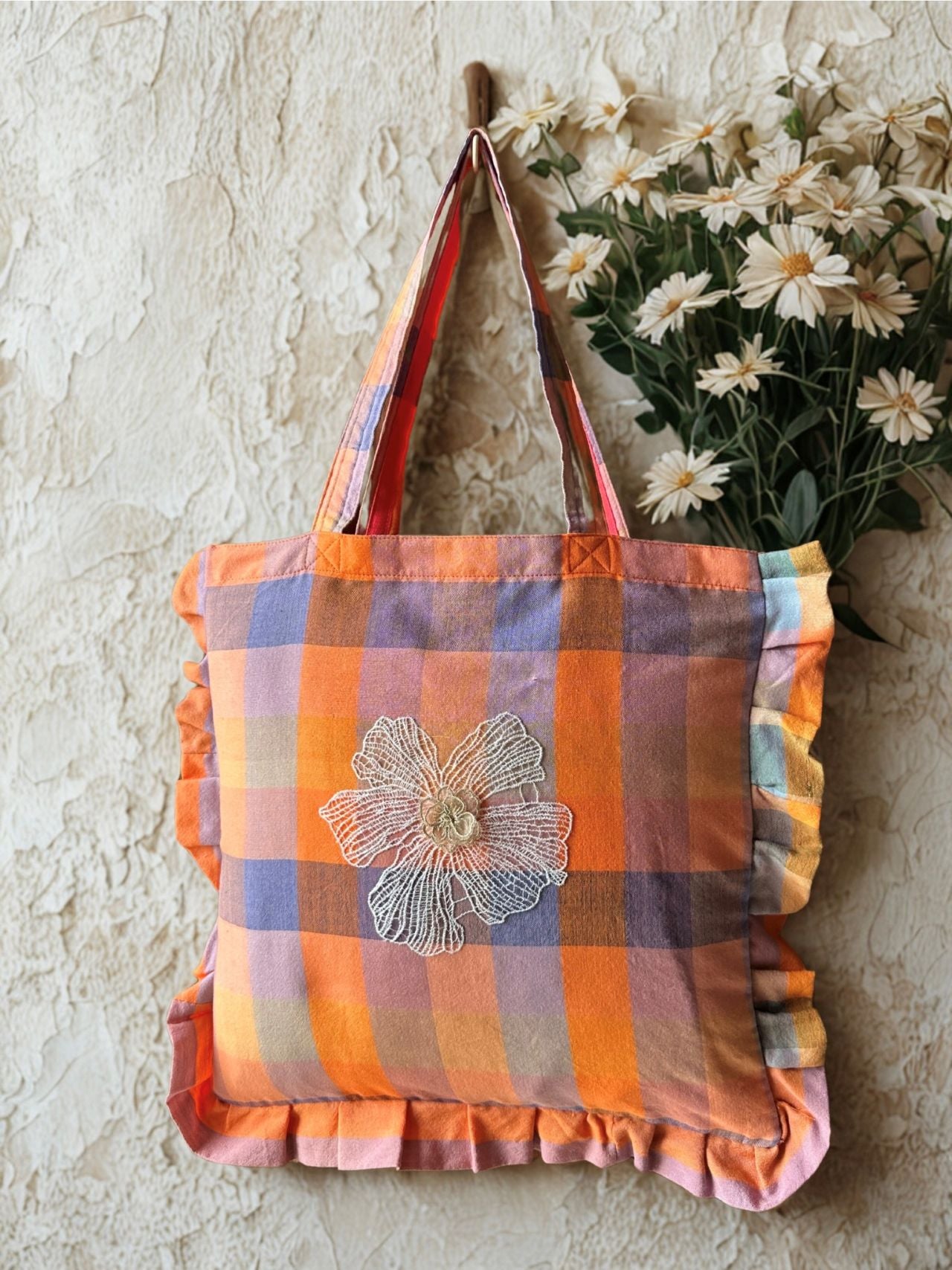 Inaul Ruffle Totes - Big
