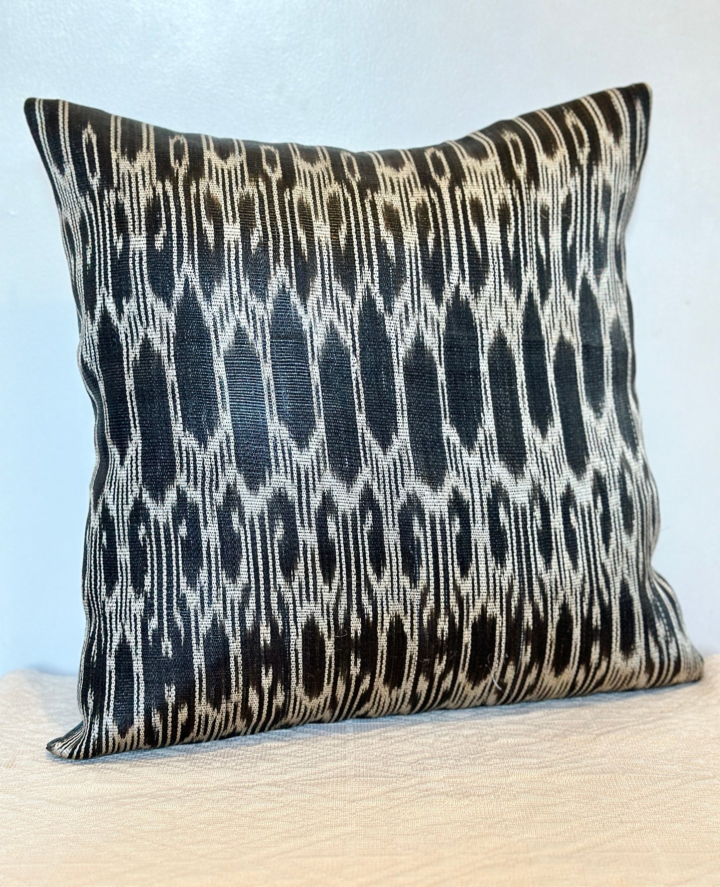 T'nalak 18x18 Cushion Cover